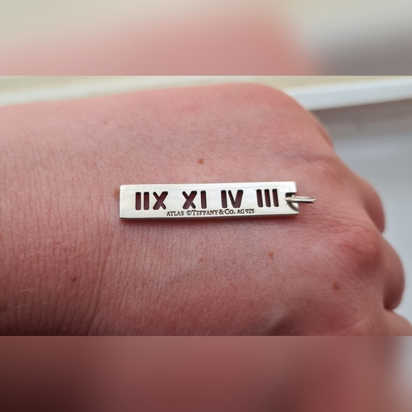 TIFFANY & CO ATLAS STERLING SILVER PENDANT - Picture 6 of 8